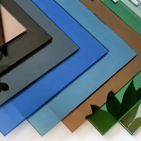 Floatglas/Glas/Bauglas/reflektierendes Glas/getöntes Glas/Musterglas/Flachglas/bemaltes Glas/Ultraklares Floatglas/LED-Badezimmerspiegelglas